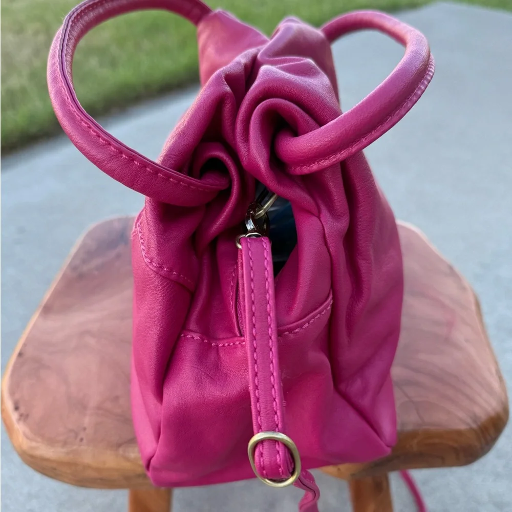 HOBO DARLING LEATHER BAG - Picture 2 of 7